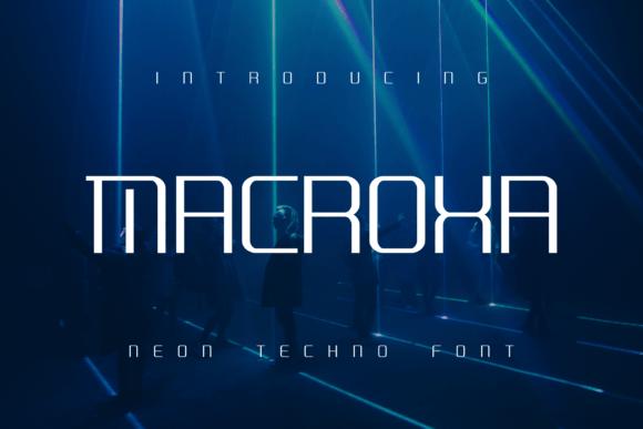 The Macroxa Font for Modern Editorial Design